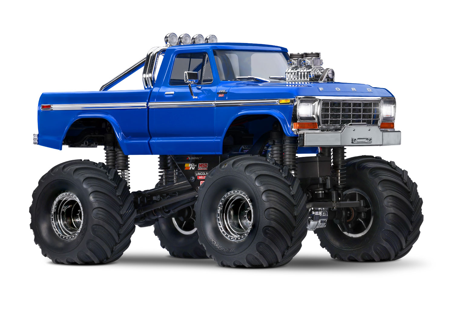 98044 4 TRX 4MT F150 Monster Truck 3qtr Front BLUE